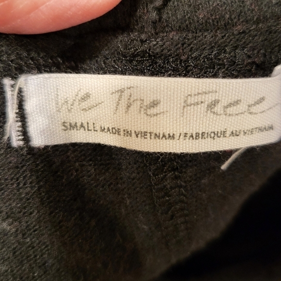 We The Free Women's black oversized Cowl neck Top Small - Picture 4 of 12